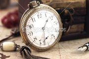 dep_6529211-Antique-Retro-Pocket-Clock-and-decoration-objects